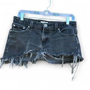 Anchor Blue Juniors  Black skinny denim shorts with frayed hem size 11
